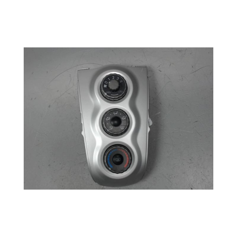 COMMANDE DE CHAUFFAGE TOYOTA YARIS 2005-