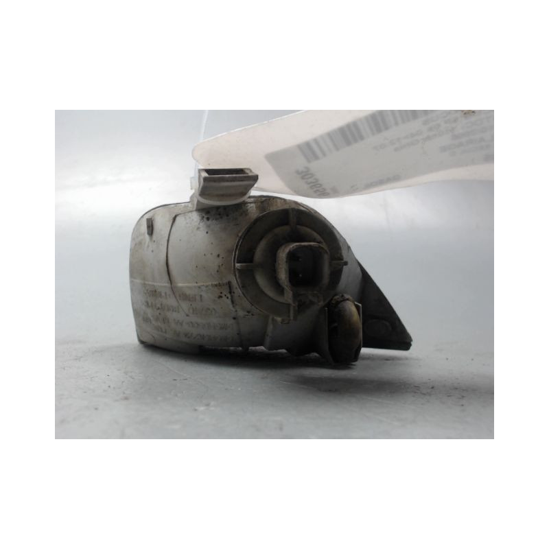 FEU RECUL DROIT FORD FOCUS 04-07