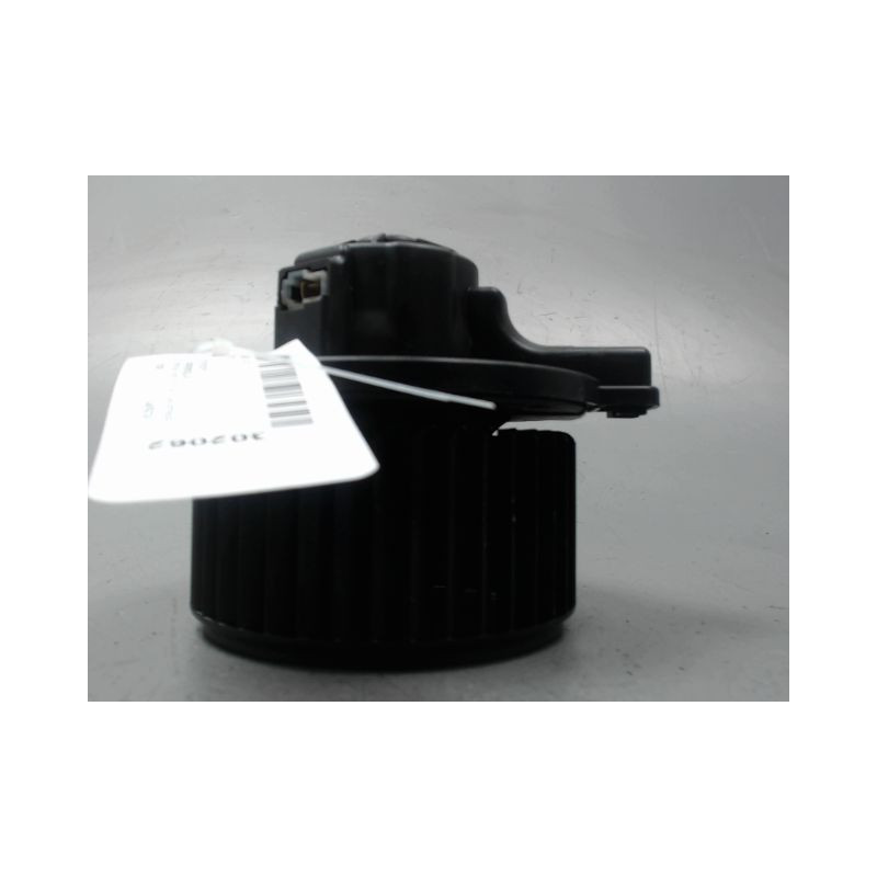 MOTEUR VENTILATEUR CHAUFFAGE KIA RIO
