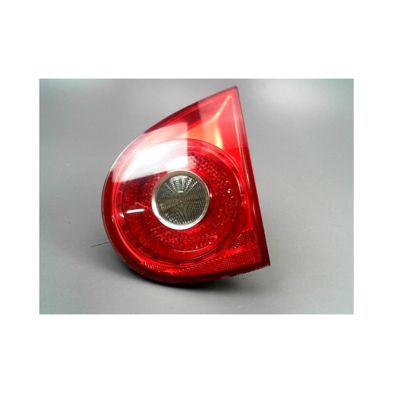 FEU ARRIERE INTERIEUR DROIT VOLKSWAGEN GOLF V (1K) 2003-2008