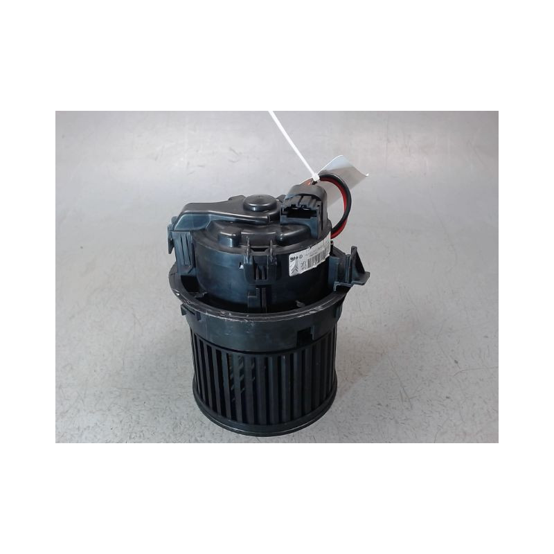 MOTEUR VENTILATEUR CHAUFFAGE PEUGEOT 208