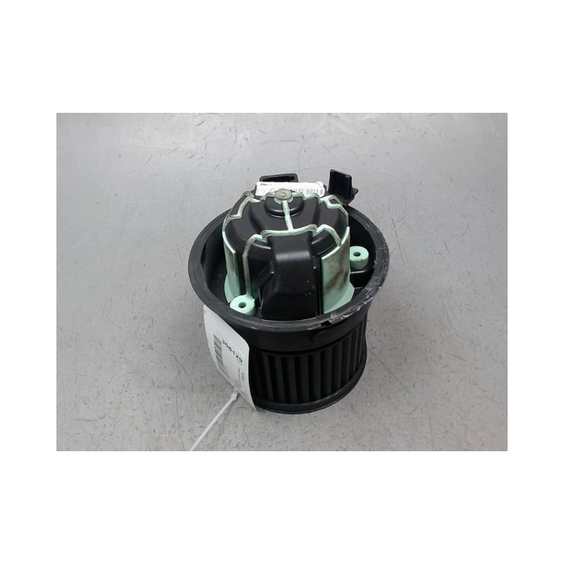 MOTEUR VENTILATEUR CHAUFFAGE PEUGEOT 308