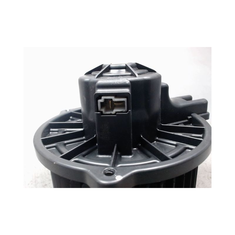 MOTEUR VENTILATEUR CHAUFFAGE KIA RIO