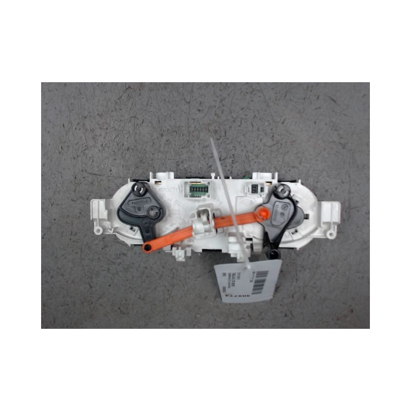COMMANDE DE CHAUFFAGE PEUGEOT 208