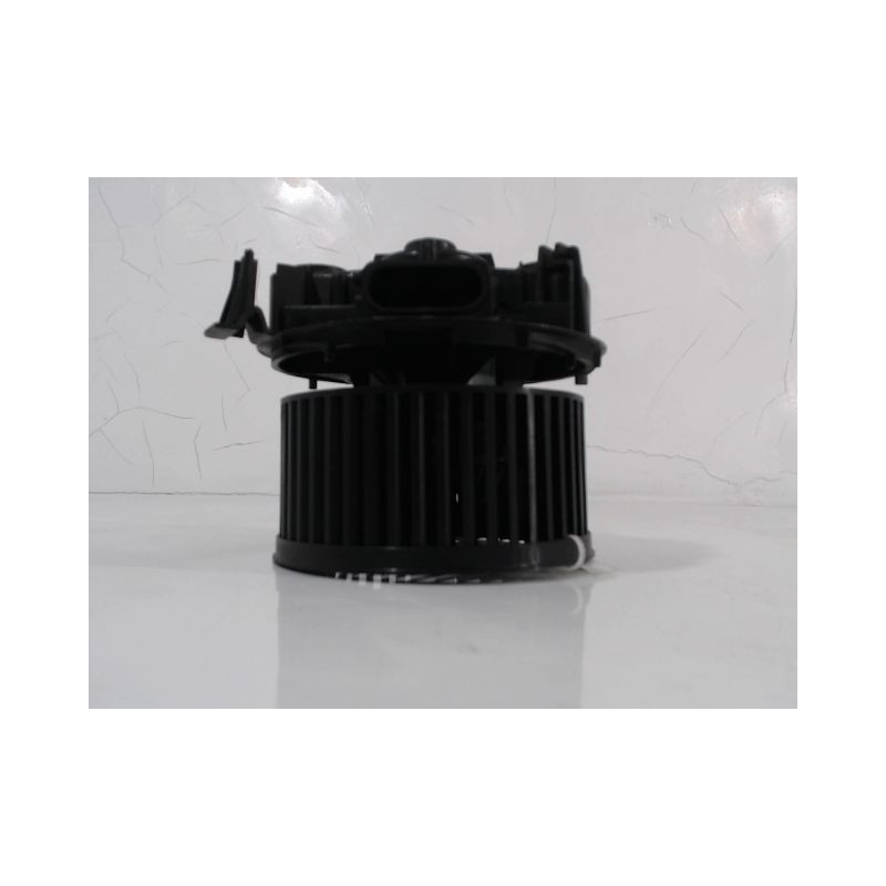 MOTEUR VENTILATEUR CHAUFFAGE NISSAN MICRA 96-98