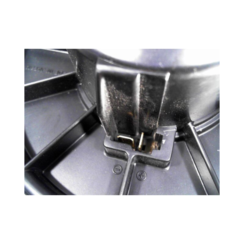 MOTEUR VENTILATEUR CHAUFFAGE TOYOTA YARIS VERSO -2003