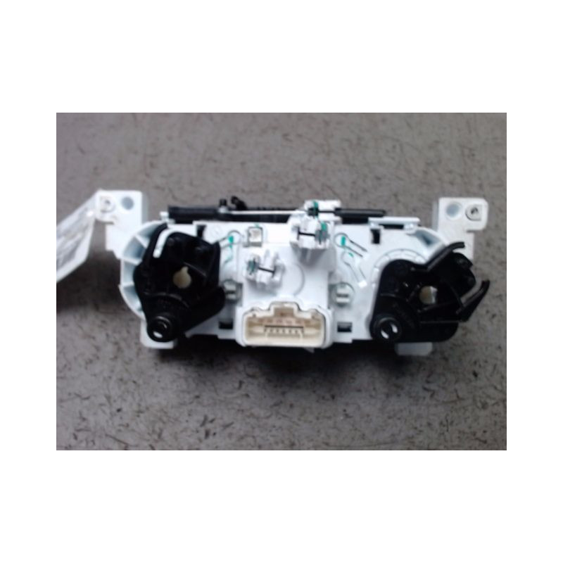 COMMANDE DE CHAUFFAGE DACIA SANDERO