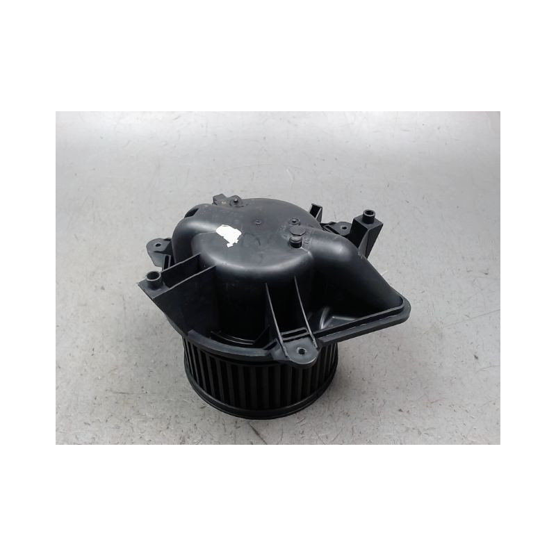 MOTEUR VENTILATEUR CHAUFFAGE FIAT PUNTO 2003-