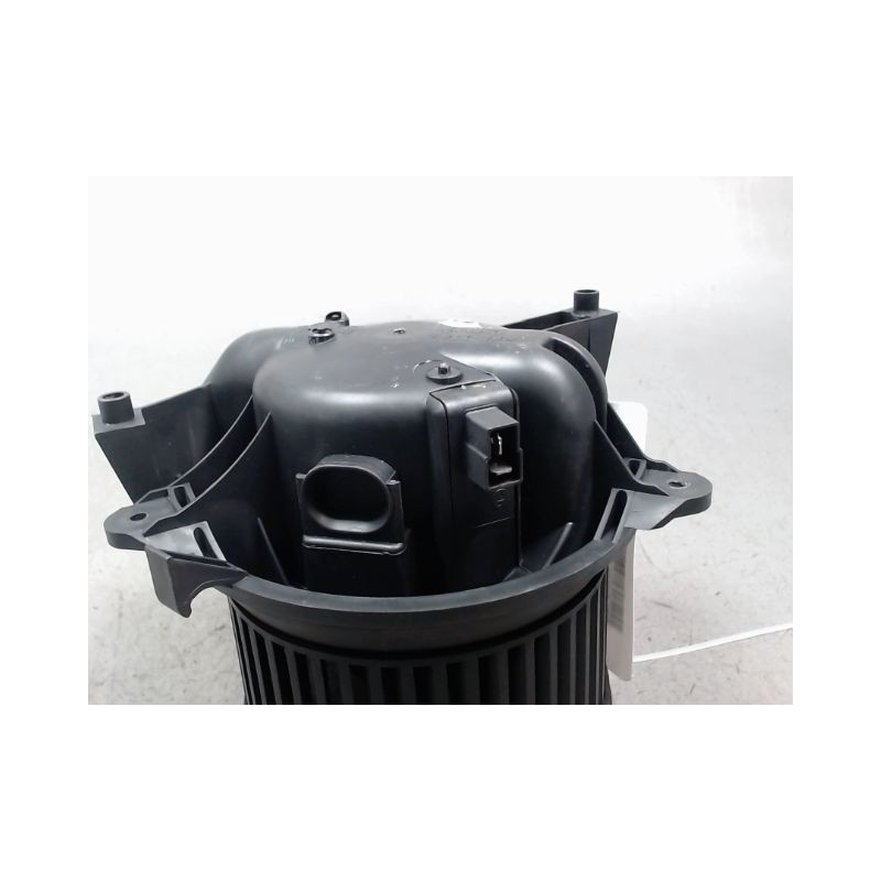 MOTEUR VENTILATEUR CHAUFFAGE FIAT PUNTO 2003-