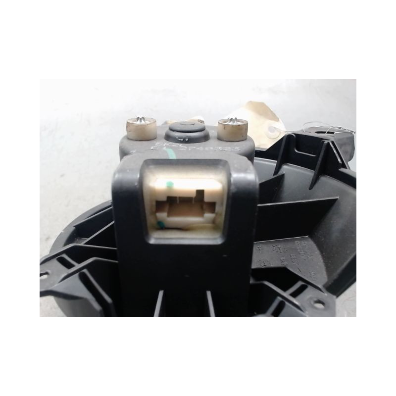 MOTEUR VENTILATEUR CHAUFFAGE OPEL CORSA 2010-