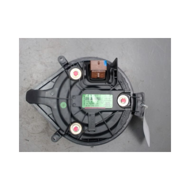 MOTEUR VENTILATEUR CHAUFFAGE AUDI A4 AVANT 01-04