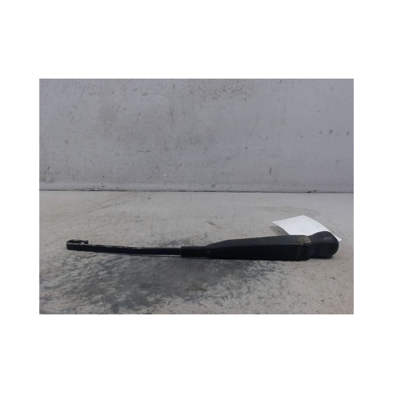 BRAS ESSUIE-GLACE ARRIERE PEUGEOT 106 96-2003