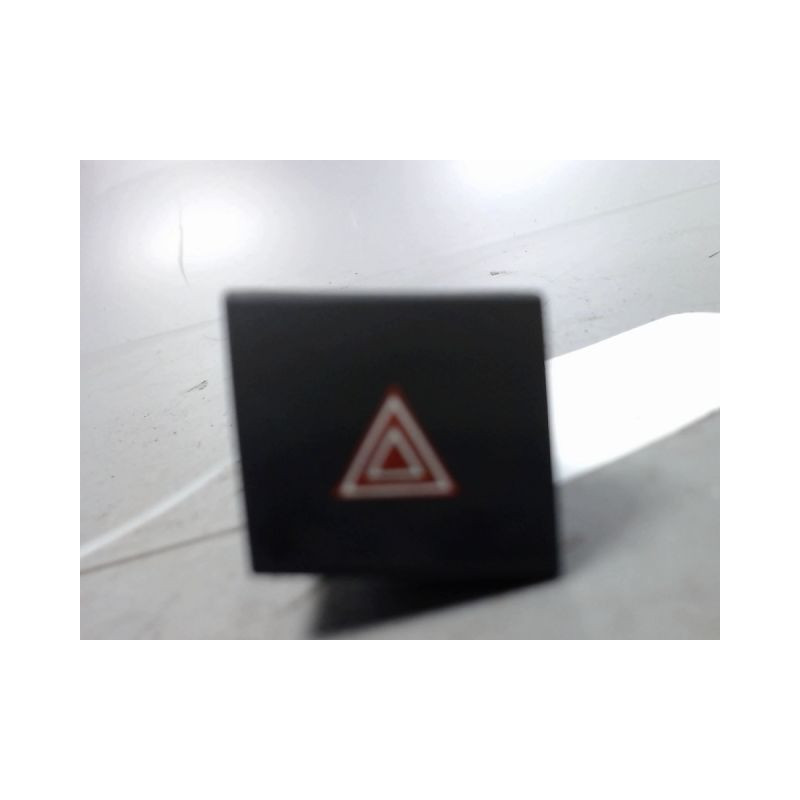 BOUTON DE WARNING PEUGEOT 508
