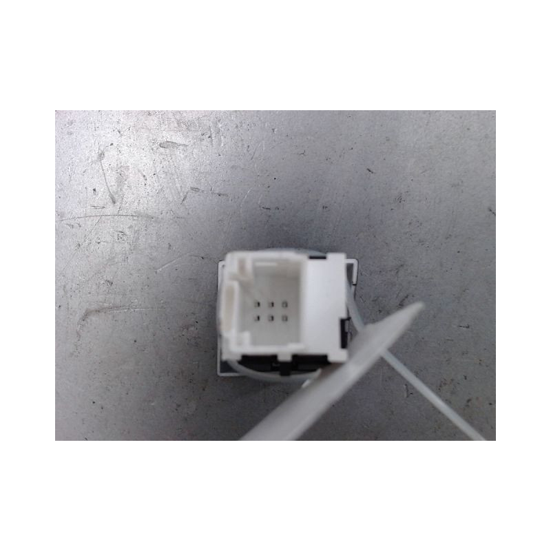 BOUTON DE WARNING PEUGEOT 508