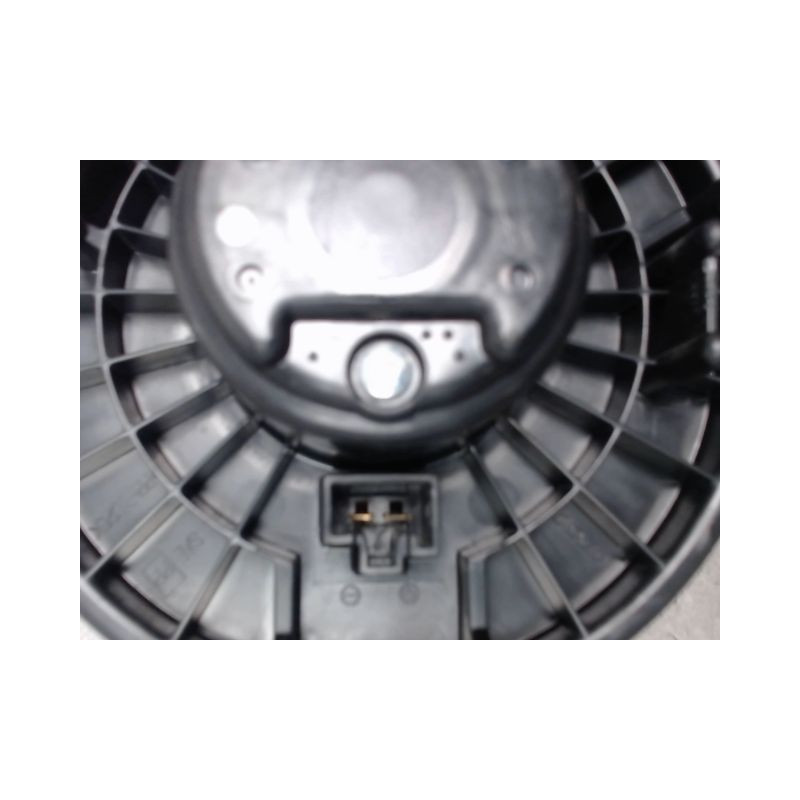 MOTEUR VENTILATEUR CHAUFFAGE TOYOTA YARIS II 2010-
