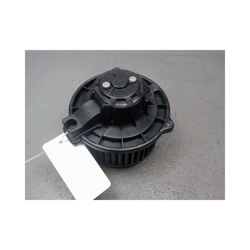 MOTEUR VENTILATEUR CHAUFFAGE TOYOTA COROLLA VERSO 2004-2007
