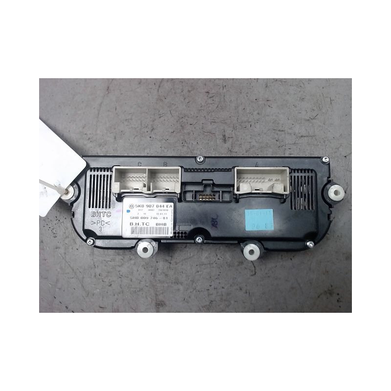 COMMANDE DE CHAUFFAGE VOLKSWAGEN PASSAT