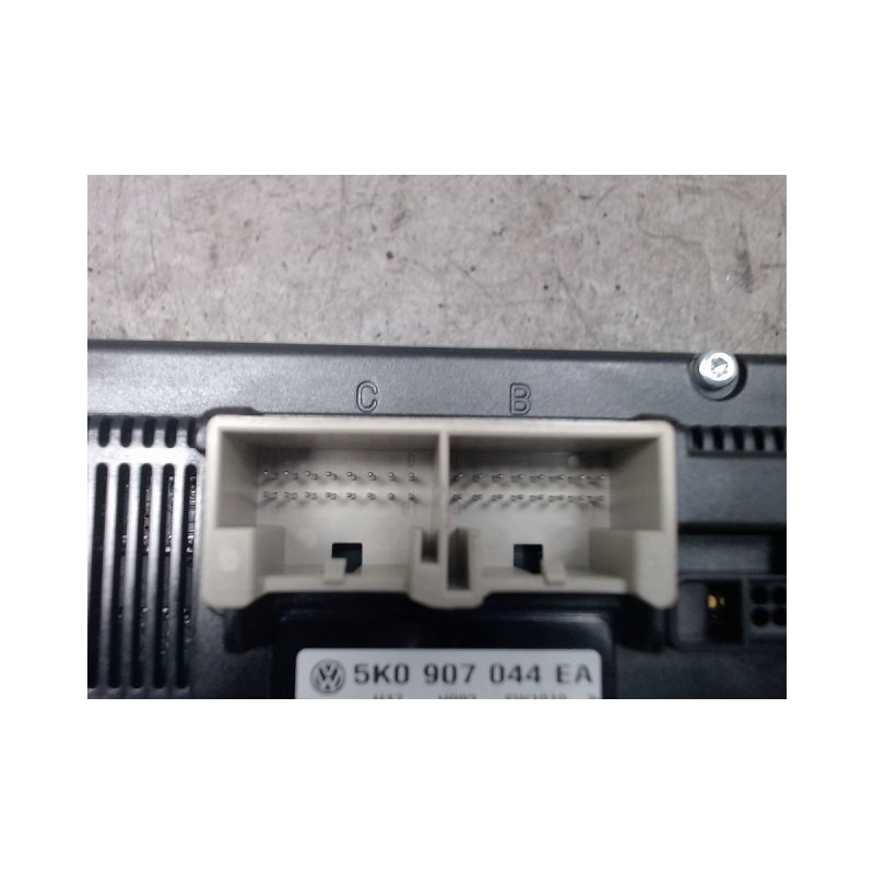 COMMANDE DE CHAUFFAGE VOLKSWAGEN PASSAT