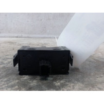 BOUTON DE WARNING DACIA SANDERO 2008-