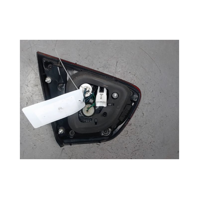 FEU ARRIERE INTERIEUR DROIT KIA RIO