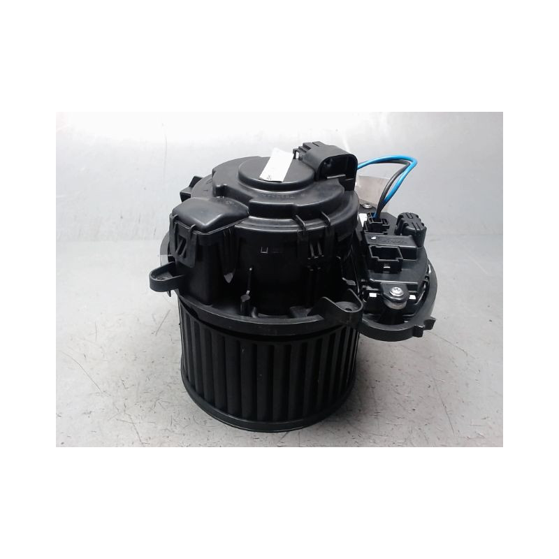 MOTEUR VENTILATEUR CHAUFFAGE RENAULT MEGANE