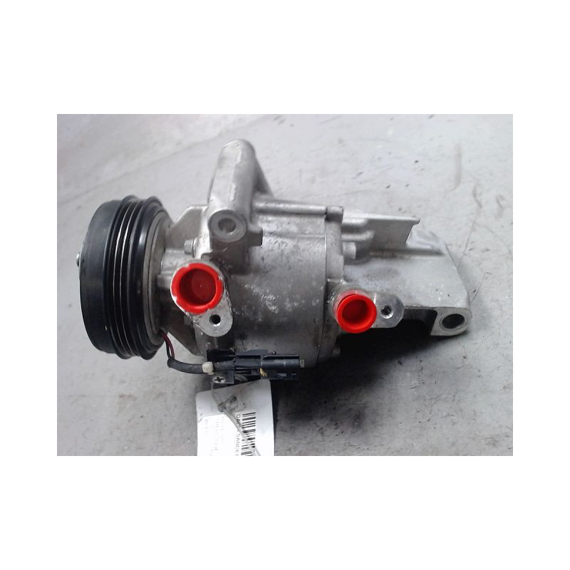 COMPRESSEUR AIR CONDITIONNE DACIA SANDERO