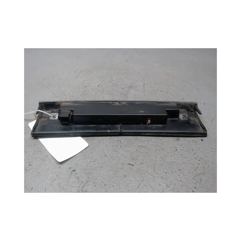 FEUX STOP SUPPLEMENTAIRE FORD KUGA