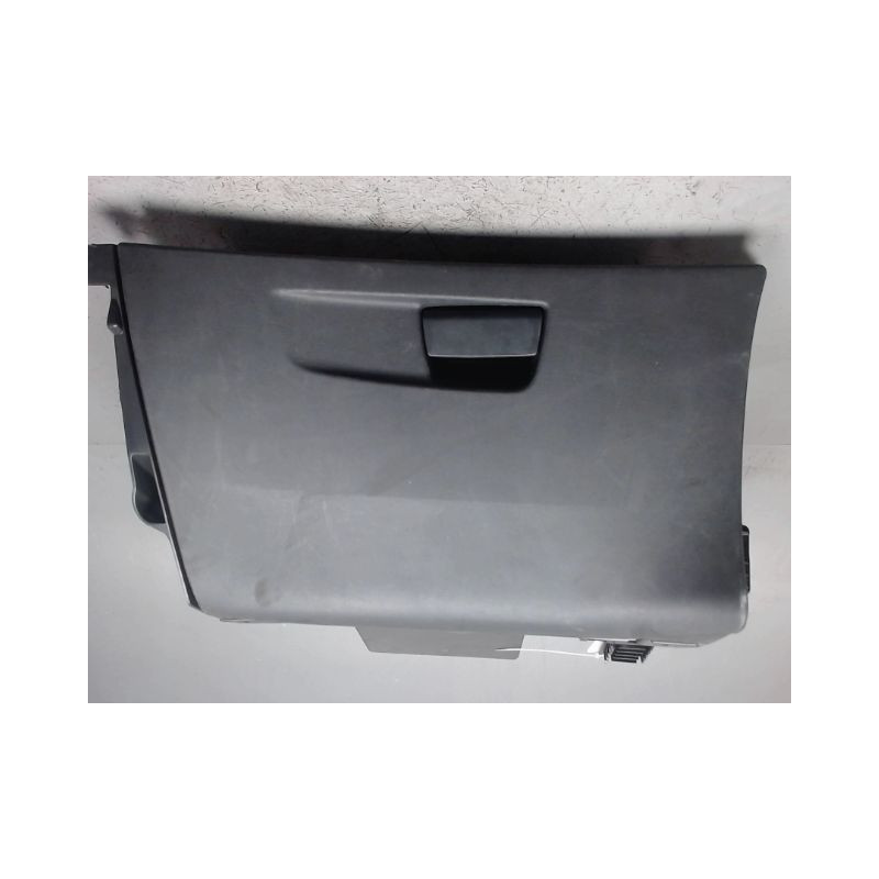 BOITE A GANTS CITROEN C4