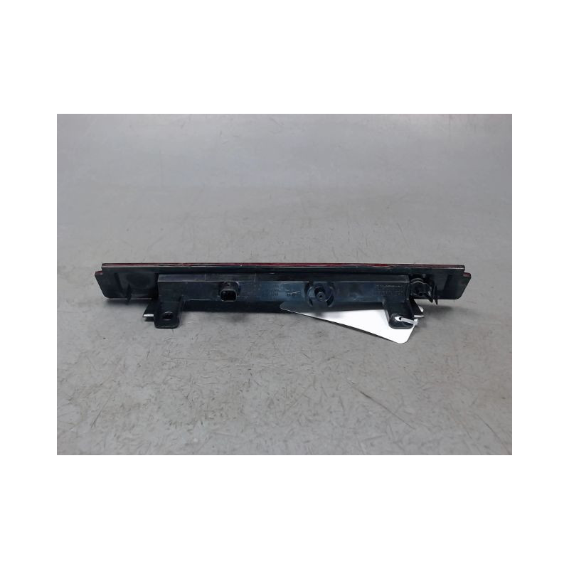 FEUX STOP SUPPLEMENTAIRE RENAULT CLIO IV 2012-