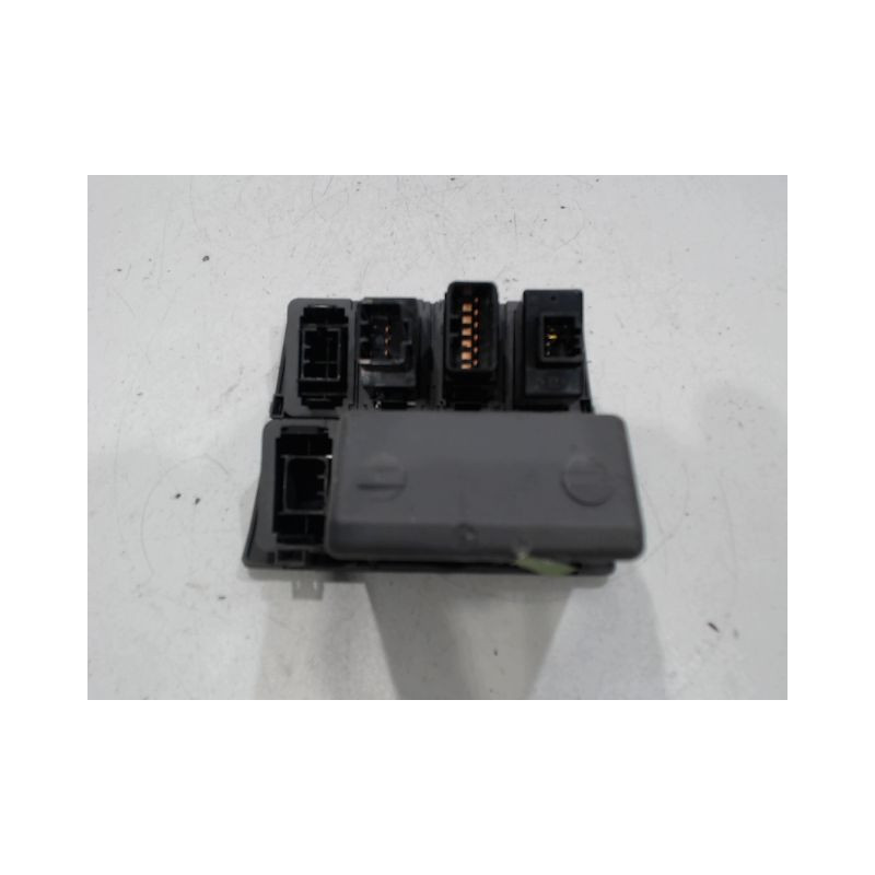 INTERIEUR COMMANDE PHARES KIA CARENS