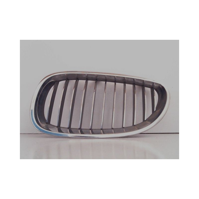 GRILLE CALANDRE GAUCHE BMW SERIE 5 TOURING (E61) 2004-