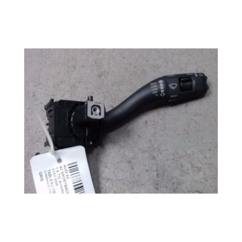 COMMANDE ESSUIE GLACE AUDI A3 SPORTBACK
