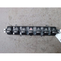 BOUTON DE WARNING PEUGEOT 3008 2009-