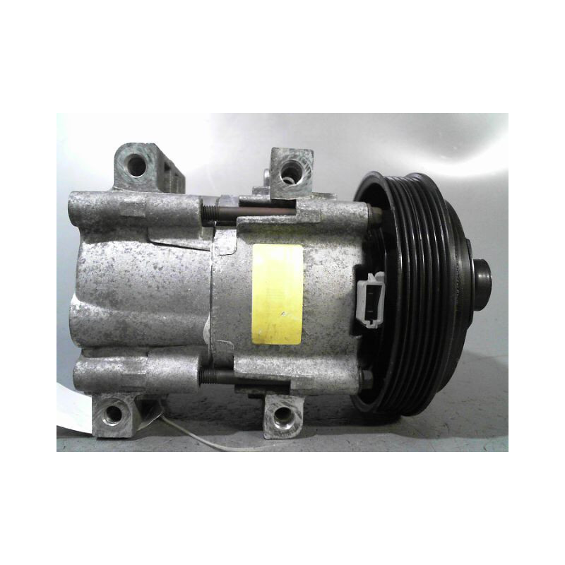 COMPRESSEUR AIR CONDITIONNE FORD FIESTA