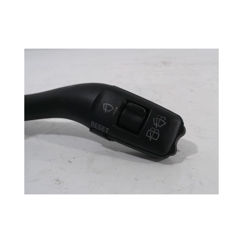 COMMANDE ESSUIE GLACE AUDI A3 SPORTBACK