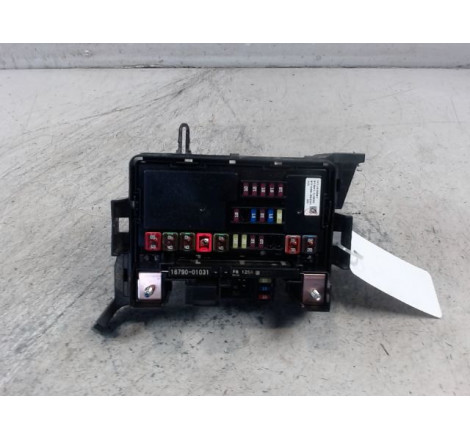 PLATINE FUSIBLE AV
