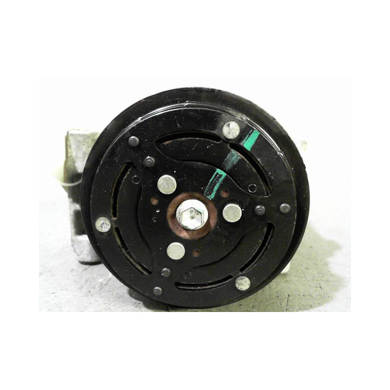 COMPRESSEUR AIR CONDITIONNE FORD KA