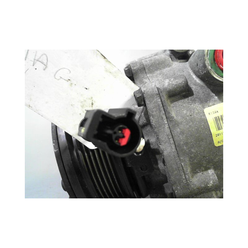COMPRESSEUR AIR CONDITIONNE FORD FIESTA