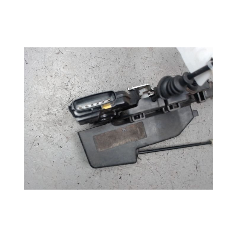 SYSTEME CONDAMNATION AVANT GAUCHE KIA CARENS 2002-