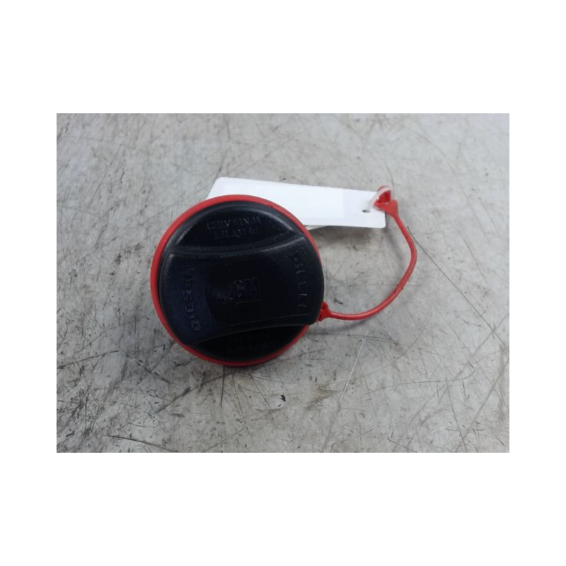 BOUCHON RESERVOIR A CARBURANT OPEL CORSA 2010-