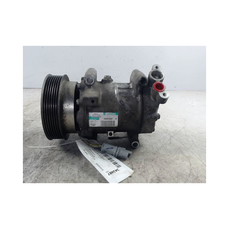 COMPRESSEUR AIR CONDITIONNE RENAULT CLIO III 2010-