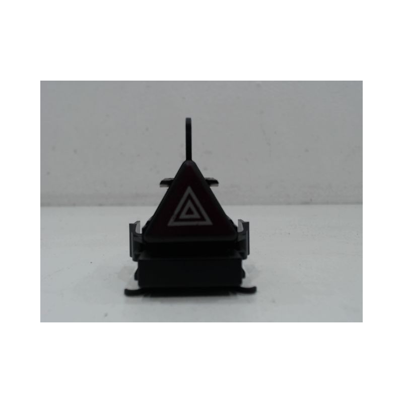BOUTON DE WARNING MERCEDES CLASSE A