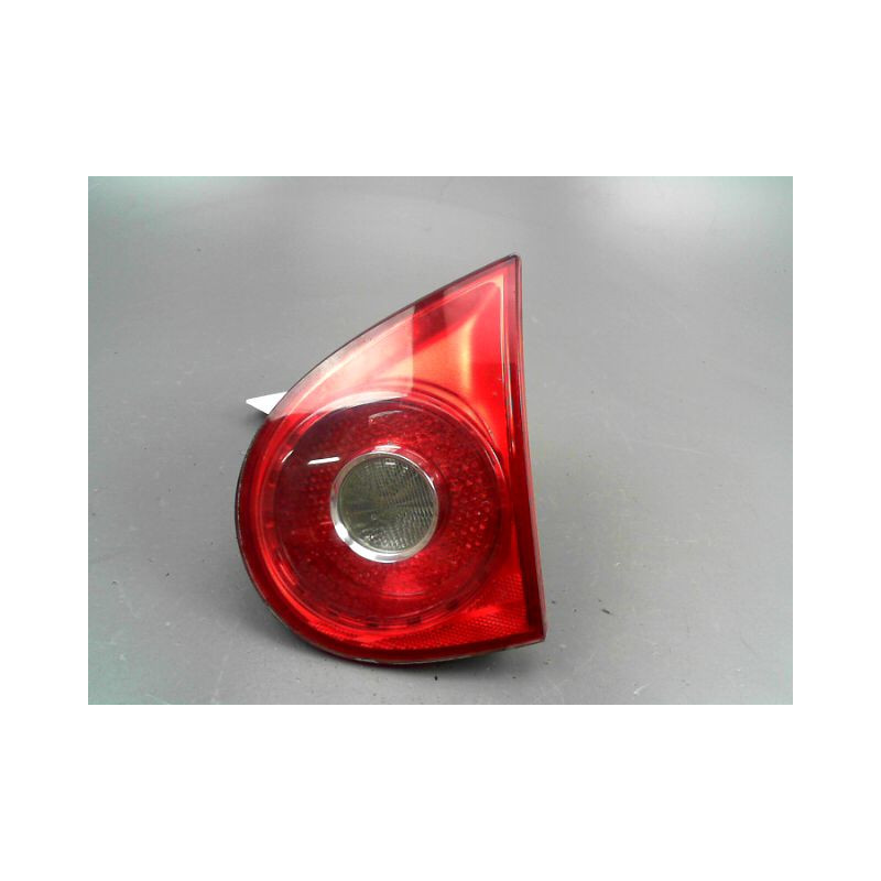 FEU ARRIERE INTERIEUR DROIT VOLKSWAGEN GOLF V 2003-2008