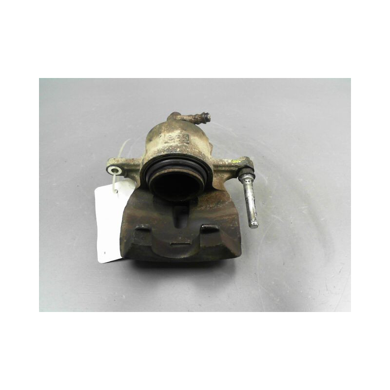 ETRIER DE FREIN AVANT DROIT TOYOTA RAV4 BREAK III Phase 1 2006-2009