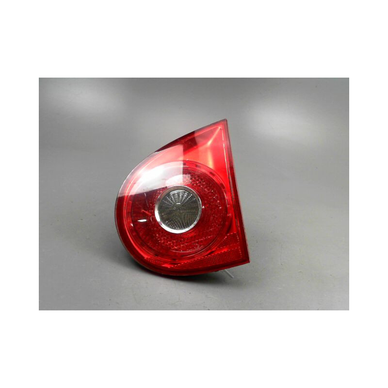 FEU ARRIERE INTERIEUR DROIT VOLKSWAGEN GOLF V (1K) 2003-2008