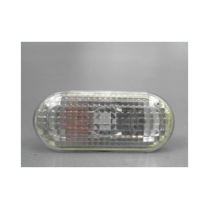 REPETITEUR AILE DROIT FORD FOCUS