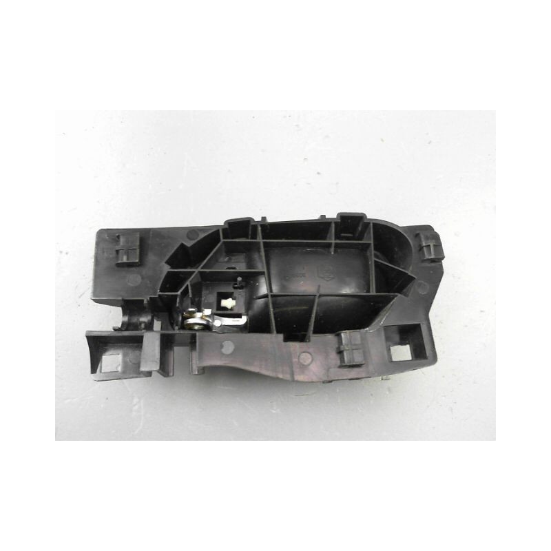 POIGNEE INTERIEURE PORTE AVANT DROIT PEUGEOT 208 Phase 1 2012-...