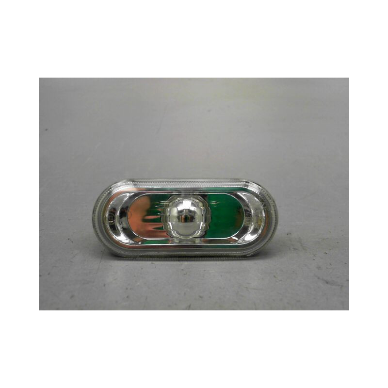 REPETITEUR AILE DROIT VOLKSWAGEN POLO IV Phase 1 (9N) 2002-2005