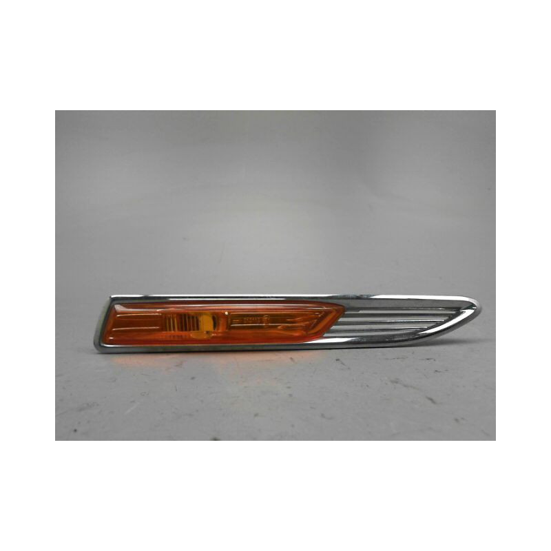 REPETITEUR AILE DROIT FORD MONDEO III Phase 1 2007-2010