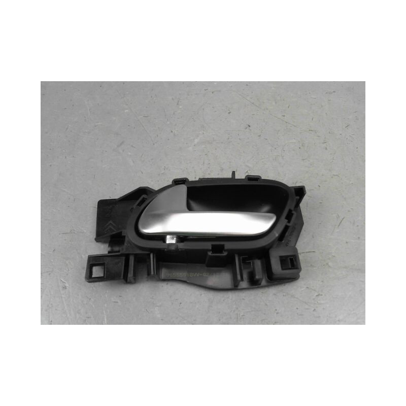 POIGNEE INTERIEURE PORTE AVANT GAUCHE PEUGEOT 208 Phase 1 2012-...